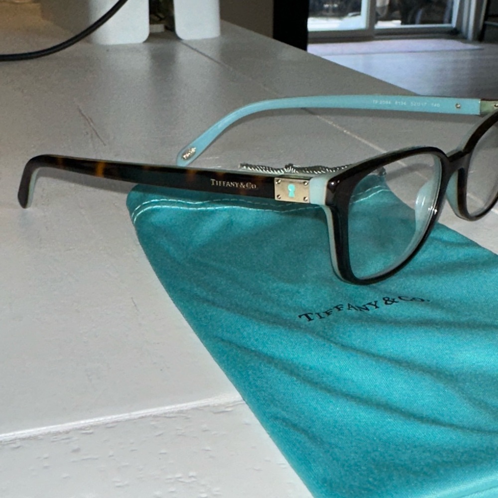 Authentic Tiffany & Co. Eyeglasses TF2094 8134 52□17 140 – Made in Italy – With